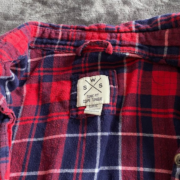 Red Oversized Flannel - Picture 3 of 3